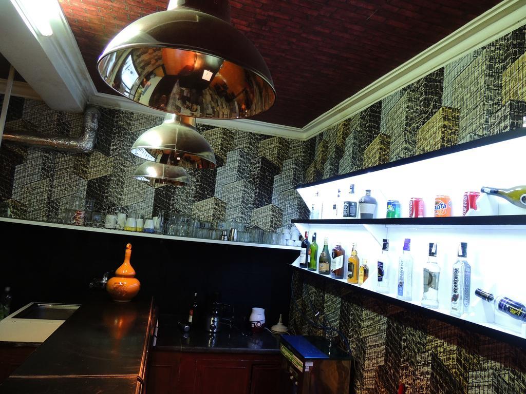 Halong Happy Hostel (Adults Only) Ha Long Exterior photo