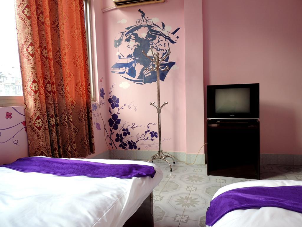 Halong Happy Hostel (Adults Only) Ha Long Exterior photo