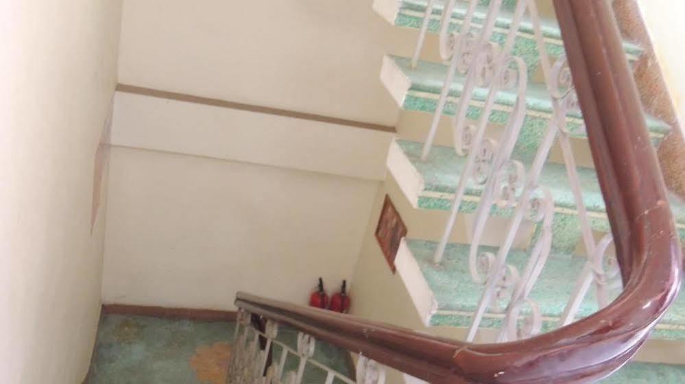 Halong Happy Hostel (Adults Only) Ha Long Exterior photo